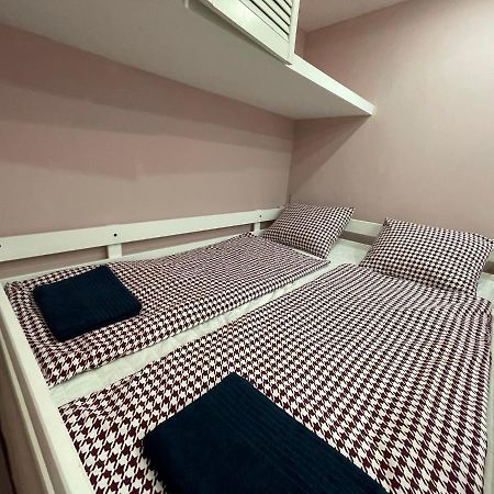 Deluxe Sapphire Residency - 4 BEDROOMS Budapest Extérieur photo