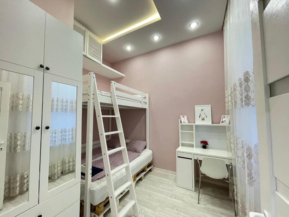 Deluxe Sapphire Residency - 4 BEDROOMS Budapest Extérieur photo