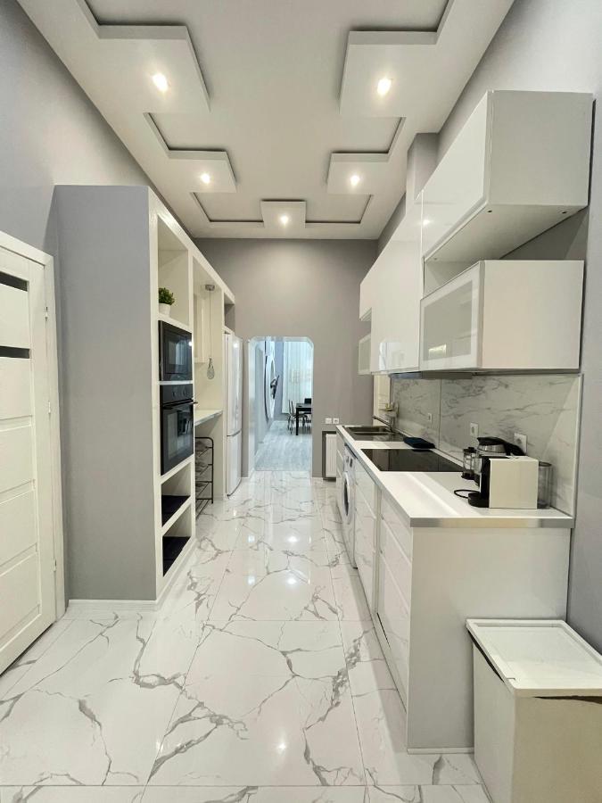 Deluxe Sapphire Residency - 4 BEDROOMS Budapest Extérieur photo